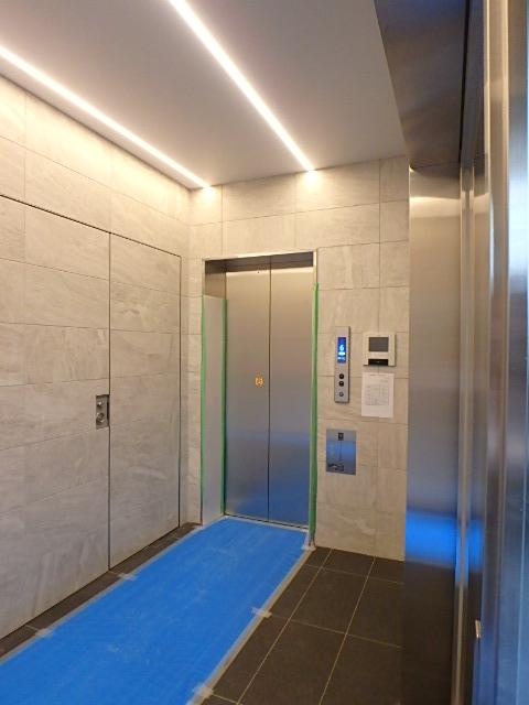 ホール②