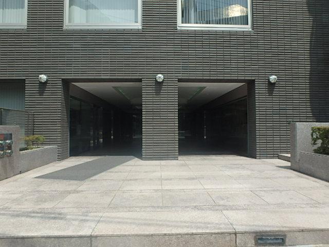 Ｎ．Ｅ．Ｓビルエントランス①