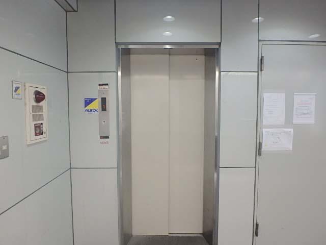 渋谷桜丘町ビルホール②