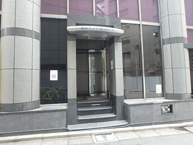 エントランス①