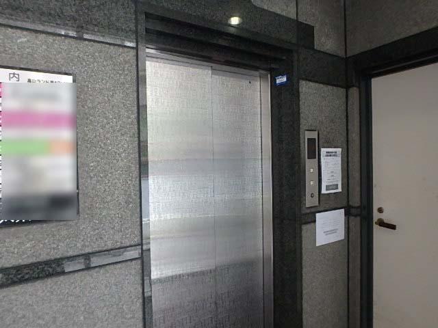 ホール③