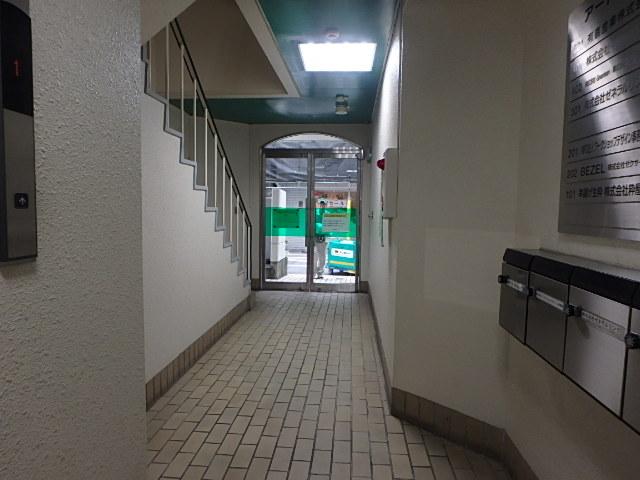 アートビルホール③