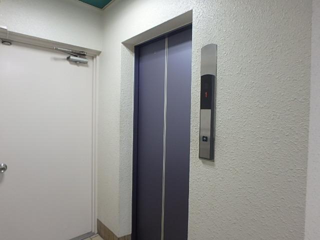 アートビルホール②