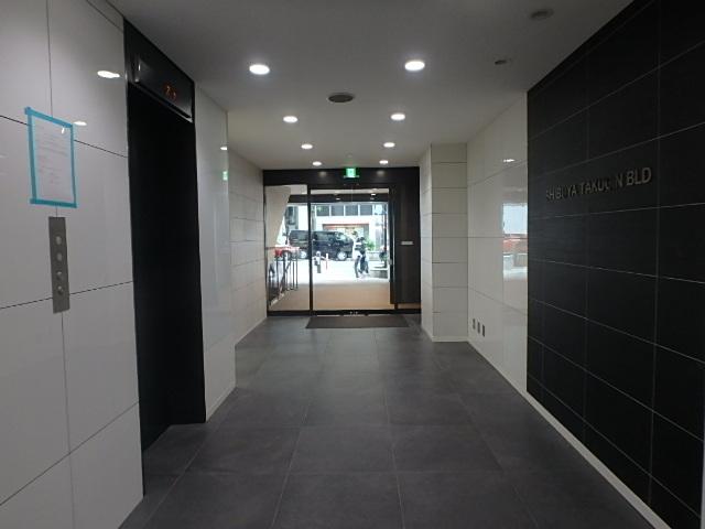 ホール③