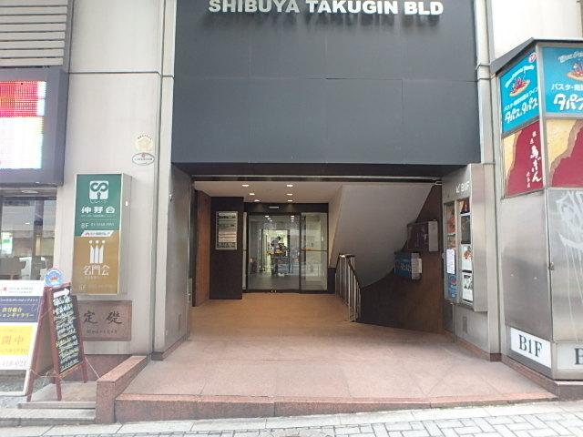 エントランス①