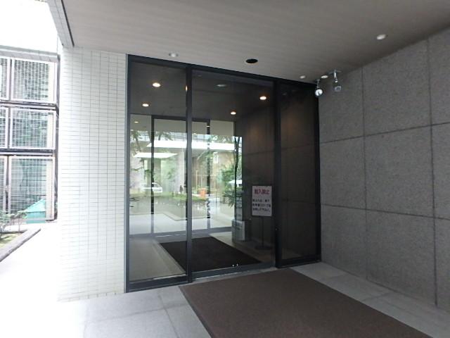 祐真ビル本館エントランス②