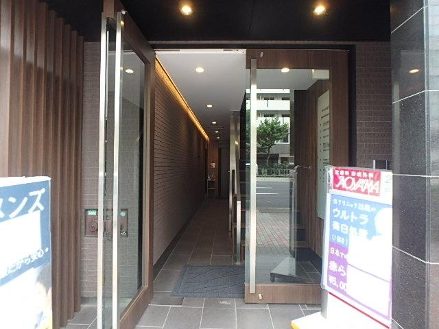 インテリックス青山通ビルエントランス②