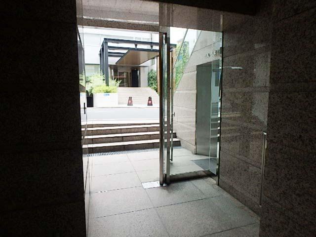 ホール③