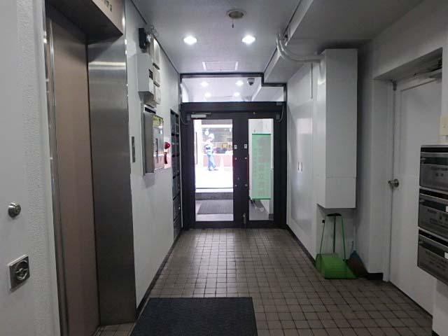 ホール③