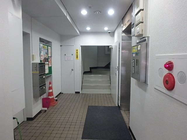ホール①