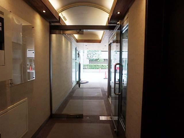 青山アイビスビルホール②