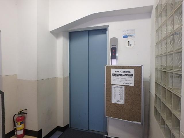 ホール②