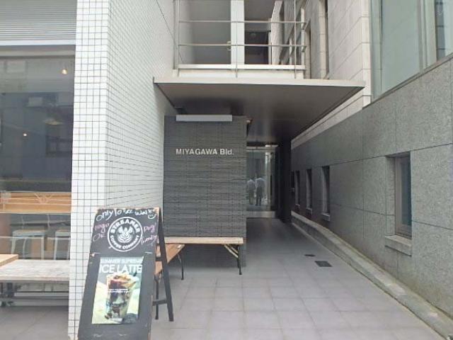 宮川ビルエントランス②