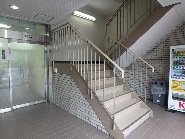 ホール①