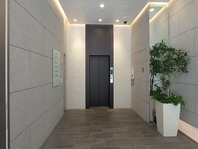ホール①