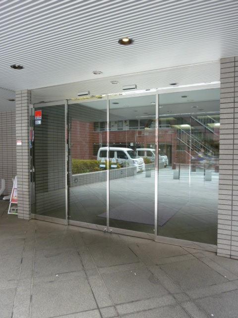 エントランス①