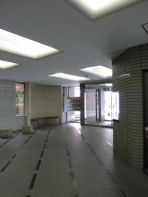 ホール②