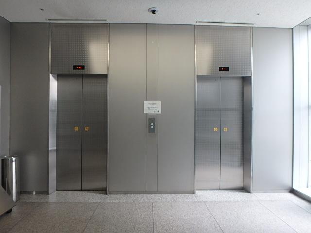 ホール②