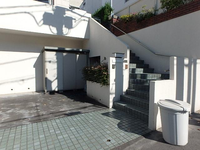 Ｙオフィスエントランス①