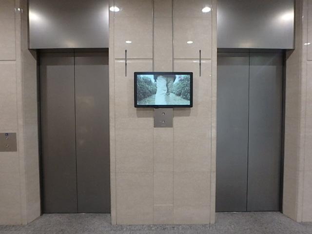 ホール②