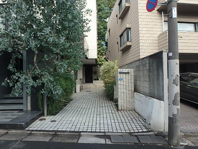 ＲＢビルエントランス①