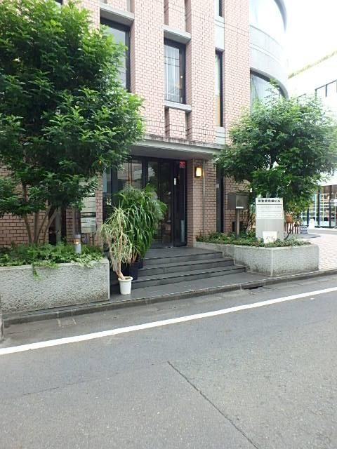 エントランス②