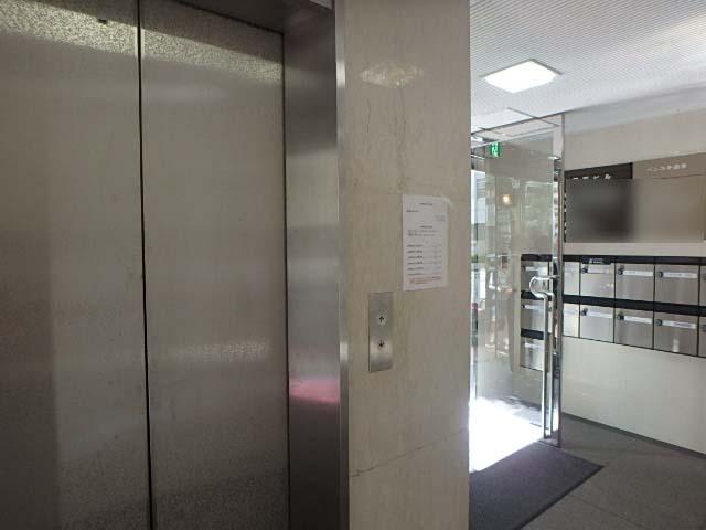 ホール②