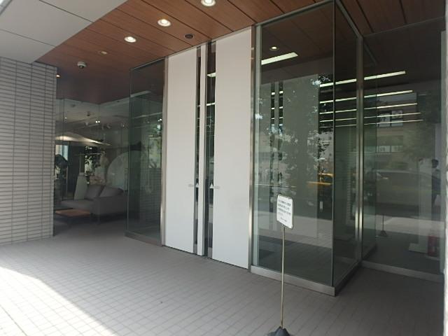 明星ビルディングエントランス②