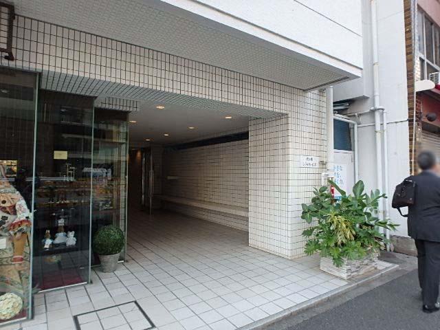 エントランス①