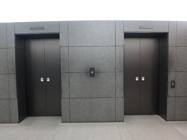 ホール③