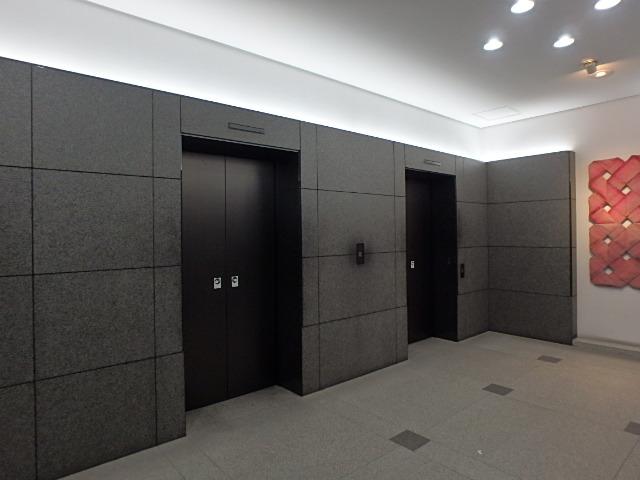 ホール②
