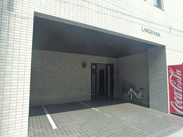 エントランス①