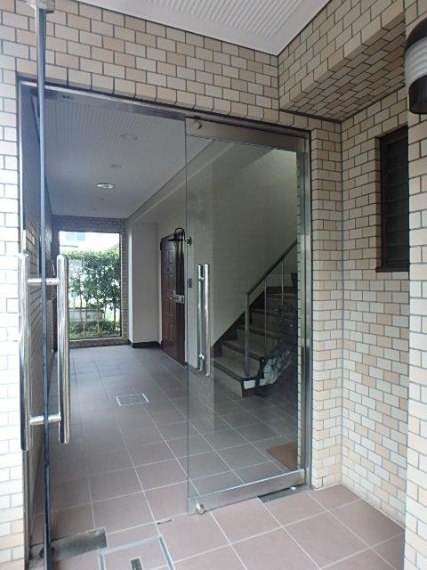 エントランス②