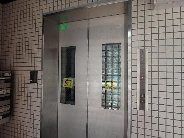 フローリッシュ千駄ヶ谷ホール②