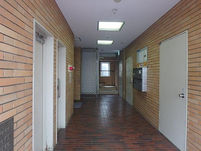 ホール①