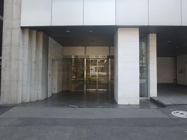 エントランス①