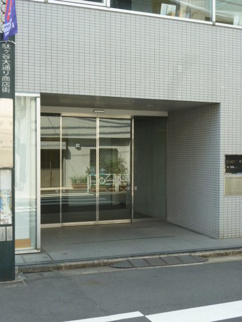 ＷＷビルエントランス①