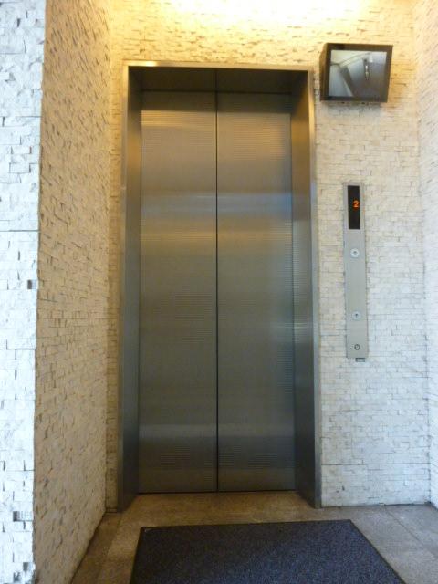 グラバ代官山ビルホール②