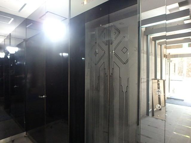 ホール②