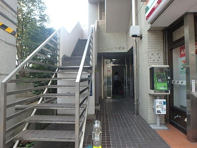 エントランス②