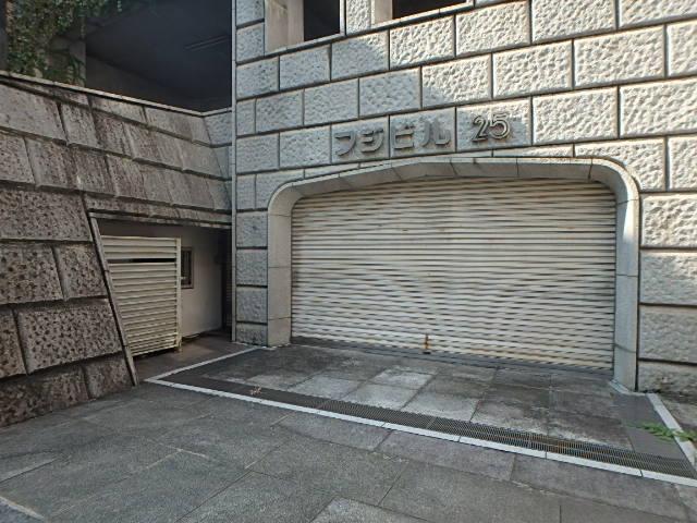 エントランス②
