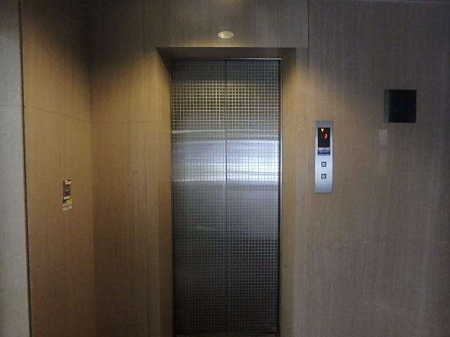 ホール③