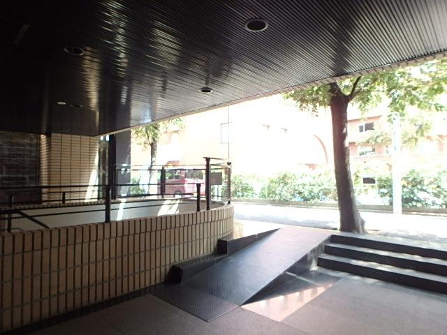 ホール③