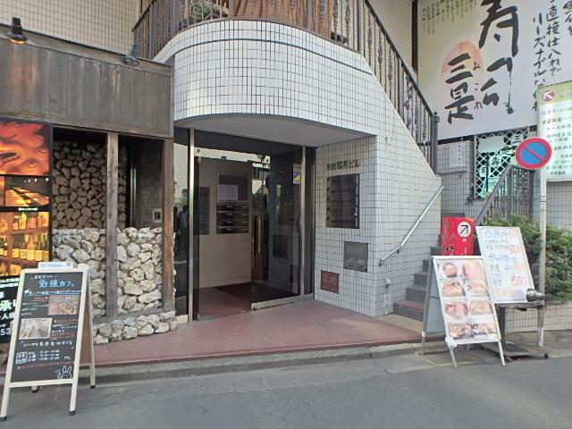 エントランス①