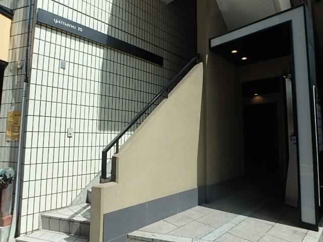 エントランス①