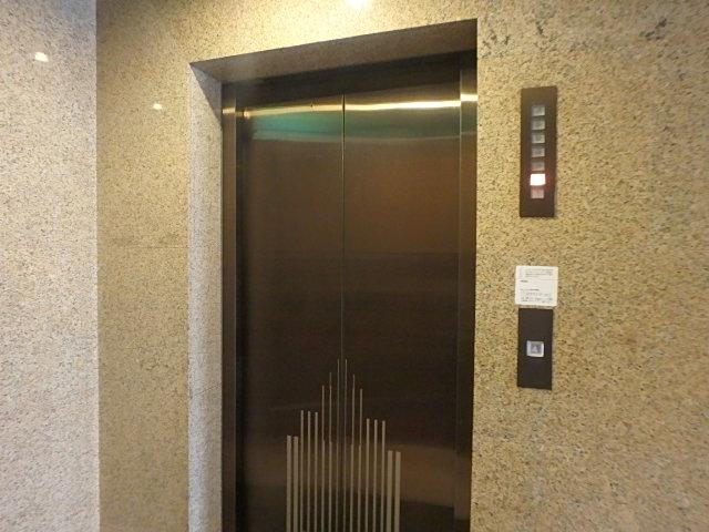 ホール②