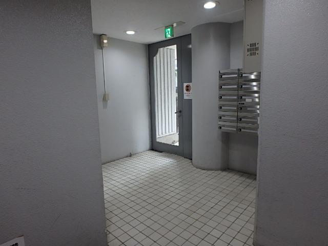 ホール④