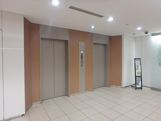 ホール②