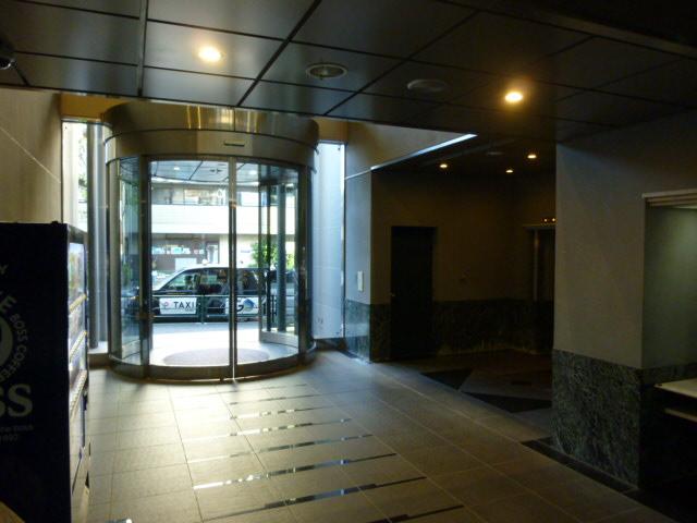 ホール②