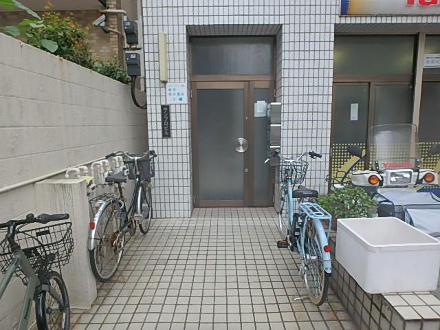 エントランス②